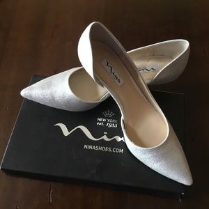 Silver Pumps - Gorgeous - Boutique